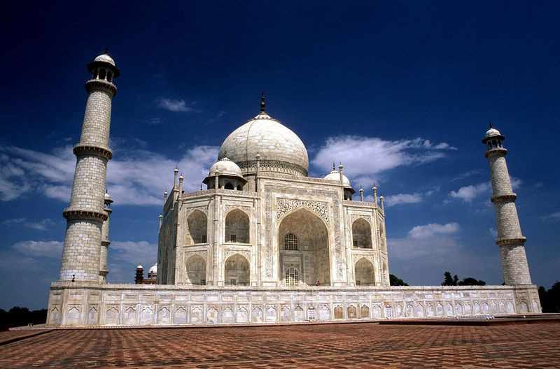 File:Taj Mahal, 2010.jpg