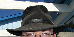 Fedora.