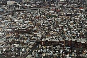 Elizabeth, New Jersey - Aerial I (43861389542).jpg