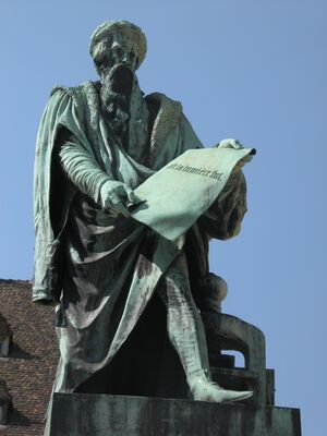 Gutenberg statue.jpg