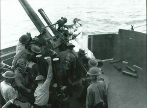 5 inch anti aircraft gun on the USS Astoria (CA-34) in 1942.jpg