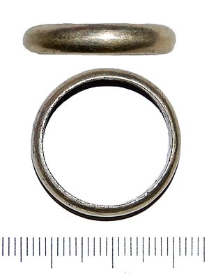 GLO-FDC1D8 Post Medieval finger ring (FindID 611928).jpg