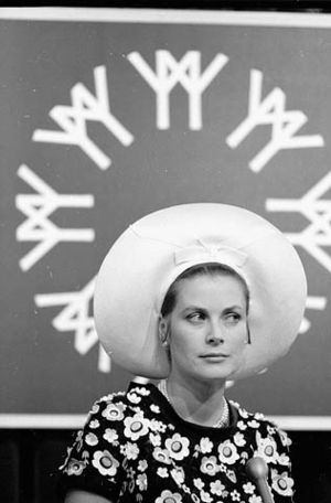 Grace Kelly pressconf Expo67.jpg